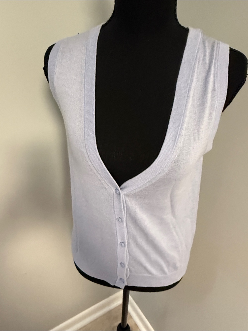 J. Crew Light Lavender Button-Front V-Neck Tank - Picture 2 of 4